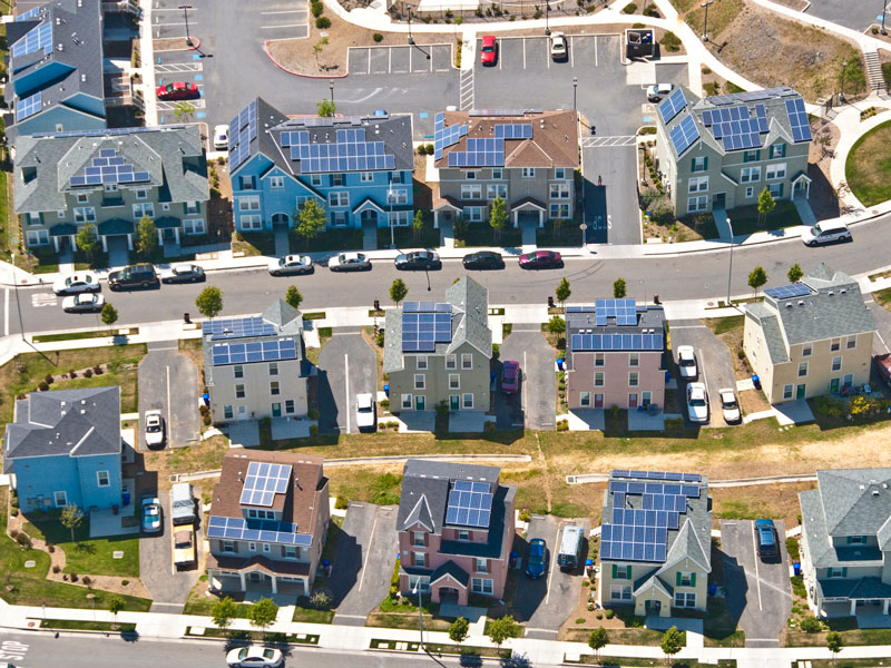 Image: California homes with solar panels. Source: theneweconomy.com